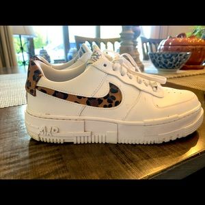 Nike Air Force One - Leopard Detail